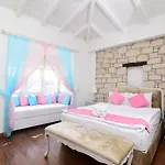 Zubeyde Hanim Alacati Hotel Çeşme