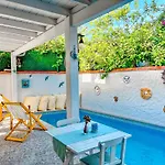 Zubeyde Hanim Alacati 2* Çeşme