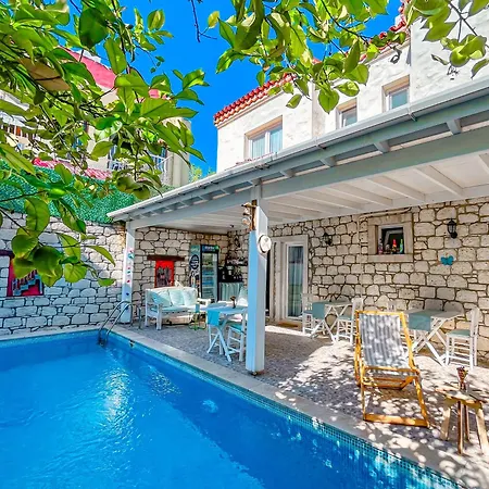 Zubeyde Hanim Alacati מלון Çeşme
