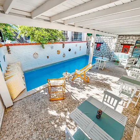 Zubeyde Hanim Alacati Hotel Cesme