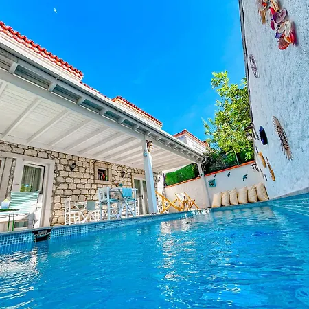 Zubeyde Hanim Alacati Szálloda 2*