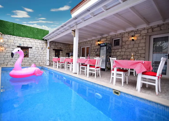 Hotel Zubeyde Hanim Alacati 2*